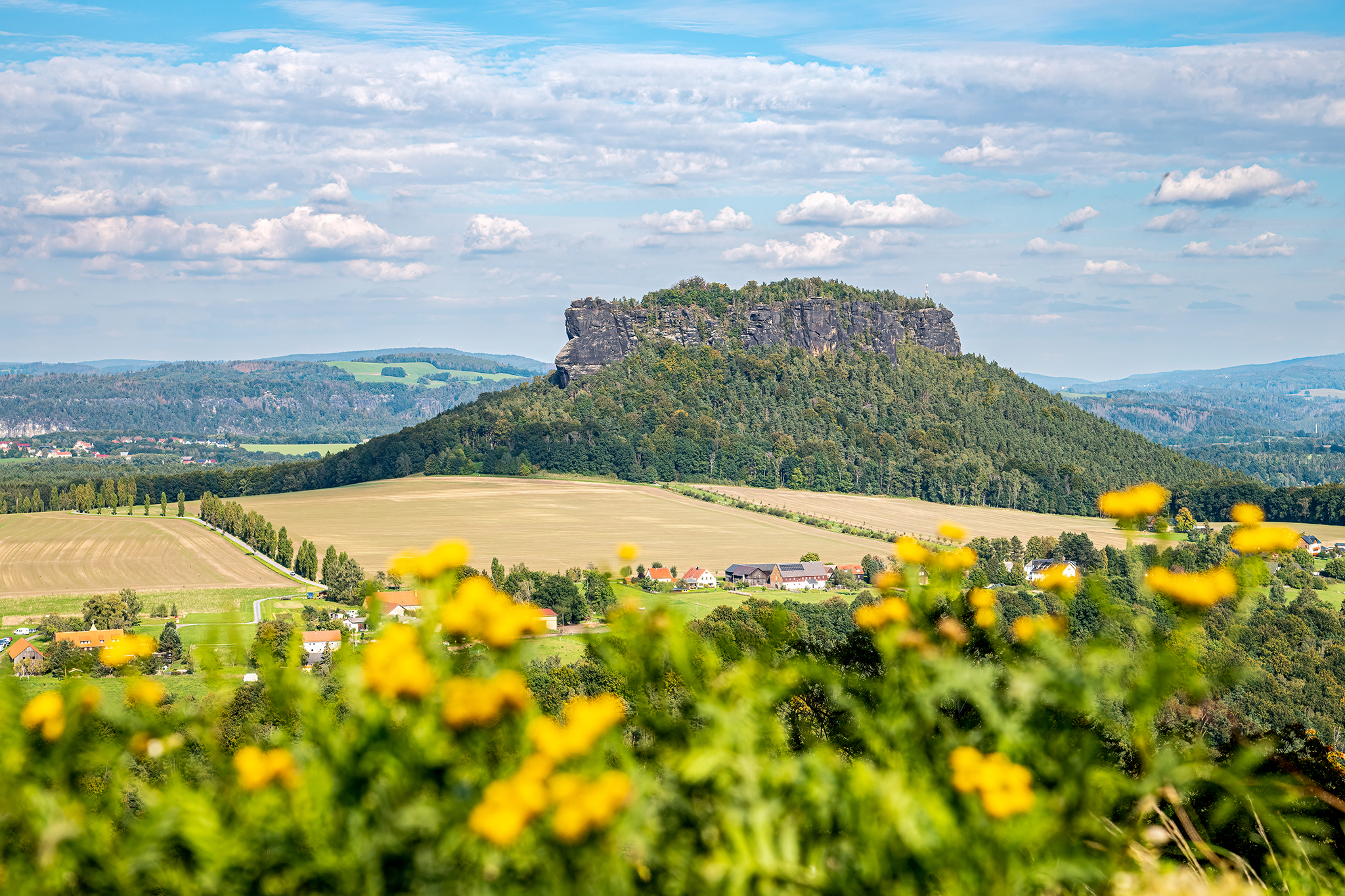 Mehr über den Artikel erfahren Ausblicke von der Festung Königstein